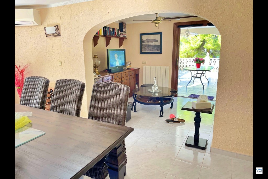 Røverkjøp villa nær El Portet Beach Moraira