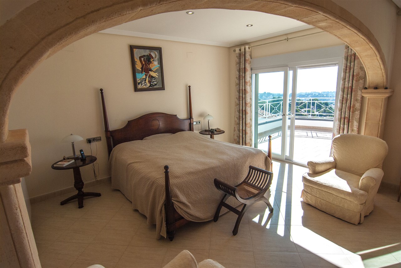 Villa te koop in Benimeit Moraira met uitzicht op Zee