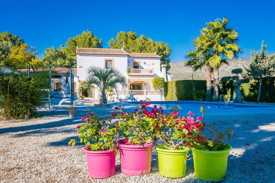 Country house for sale in Moraira Canor