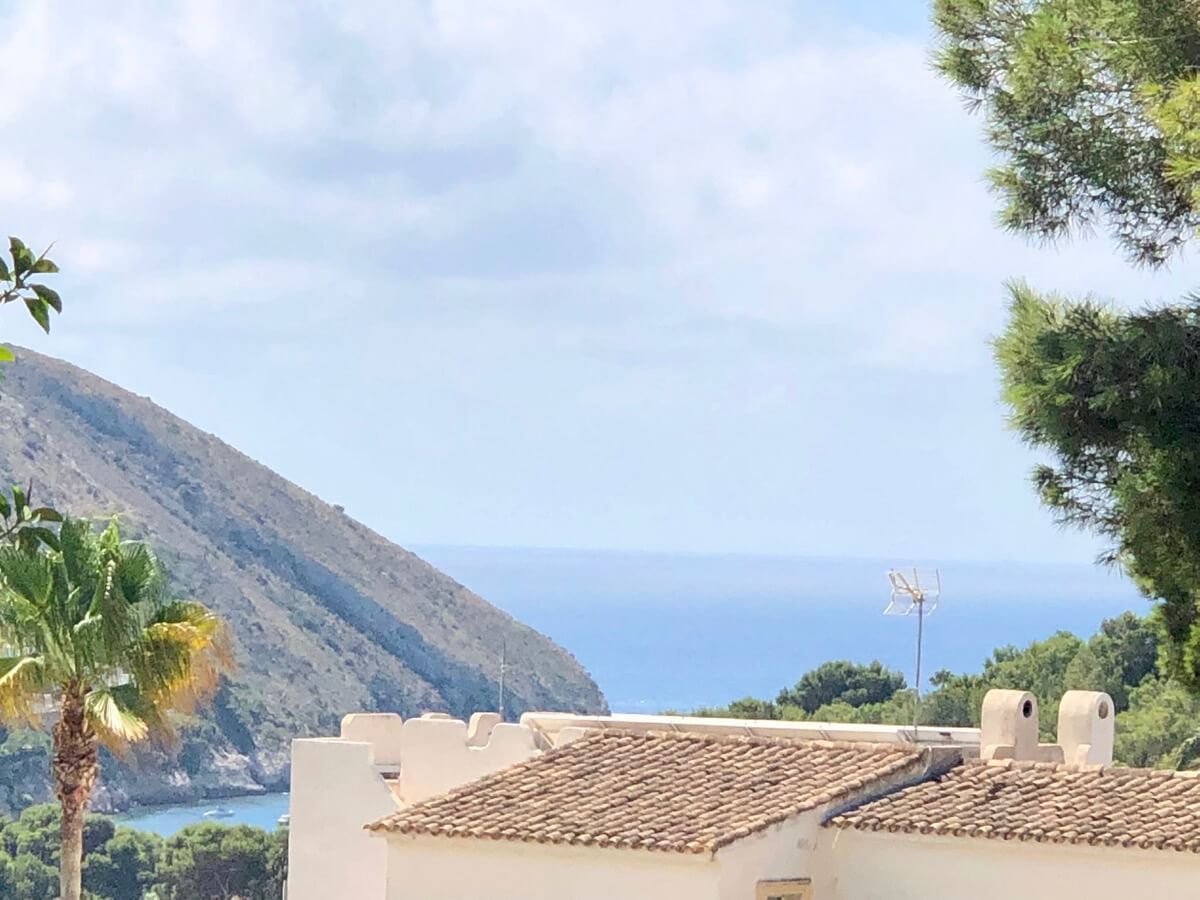 Newly Built Villa for Sale with Sea View in Moraira