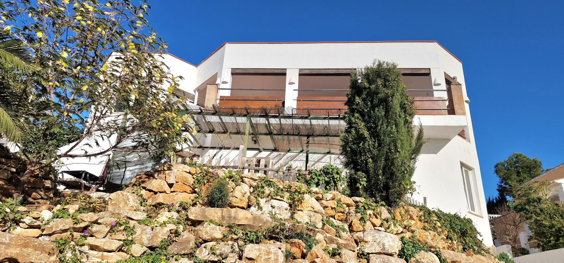 Villa im Ibiza-Stil zum Verkauf in Cumbre del Sol