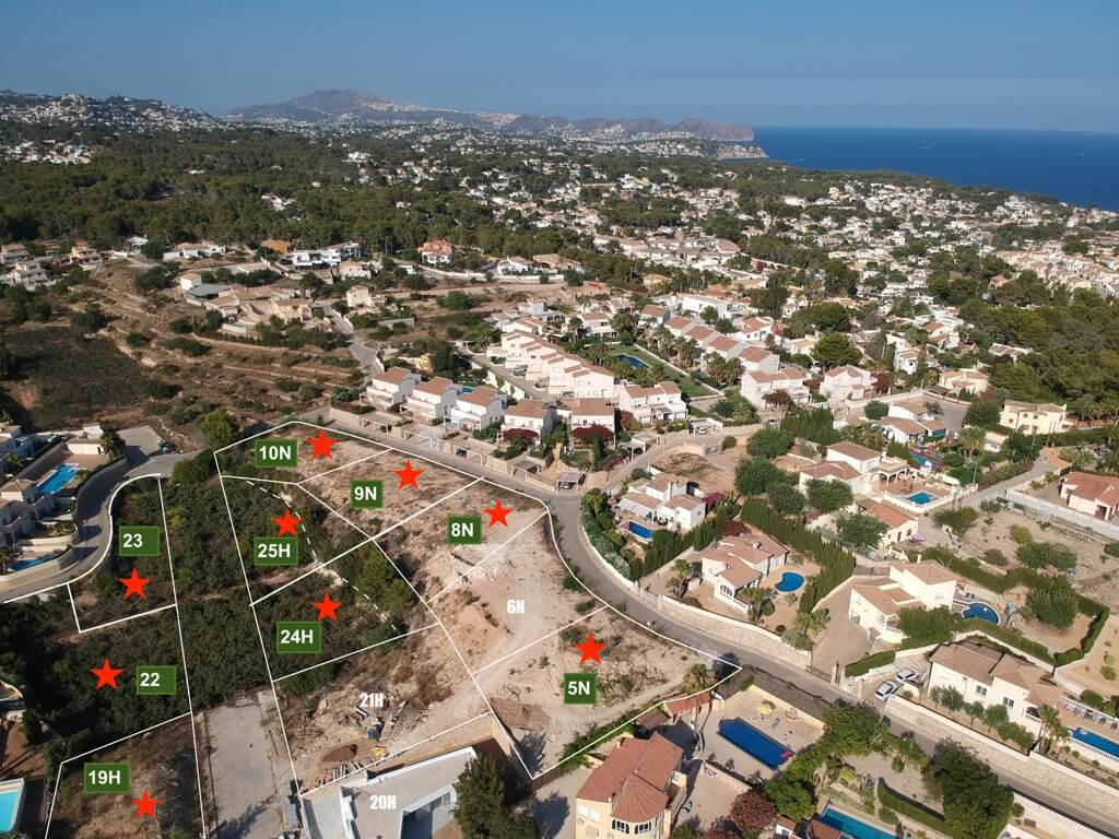 5 terrains à bâtir à vendre près de la plage de La Fustera